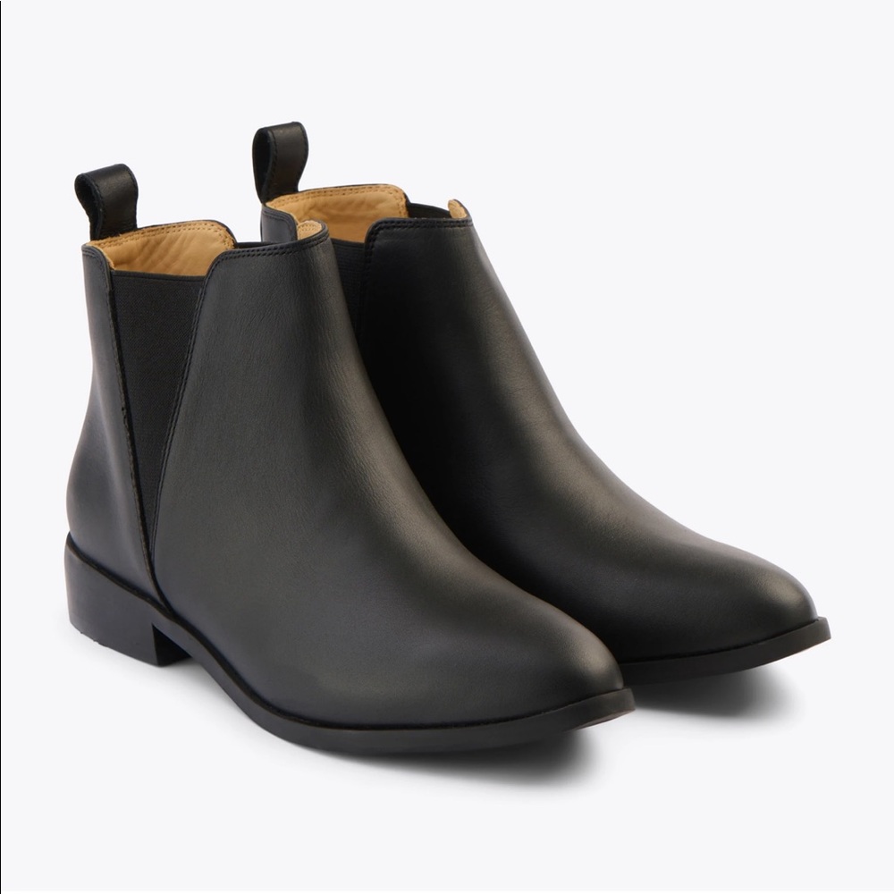 Nisolo Everyday Chelsea Commuter Boot